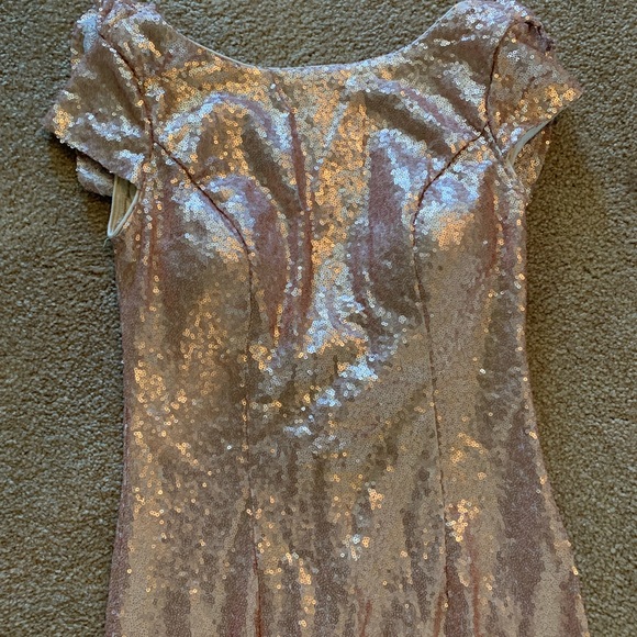 Prom dresses - Picture 2 of 5